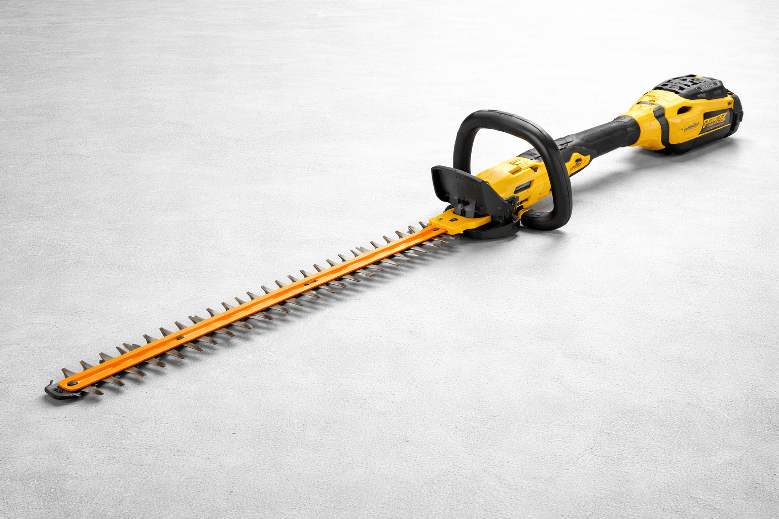 dewalt hedge trimmer